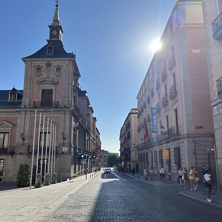 Dplace To Be - Exclusive Apartments In Historic Center Madrid Eksteriør billede