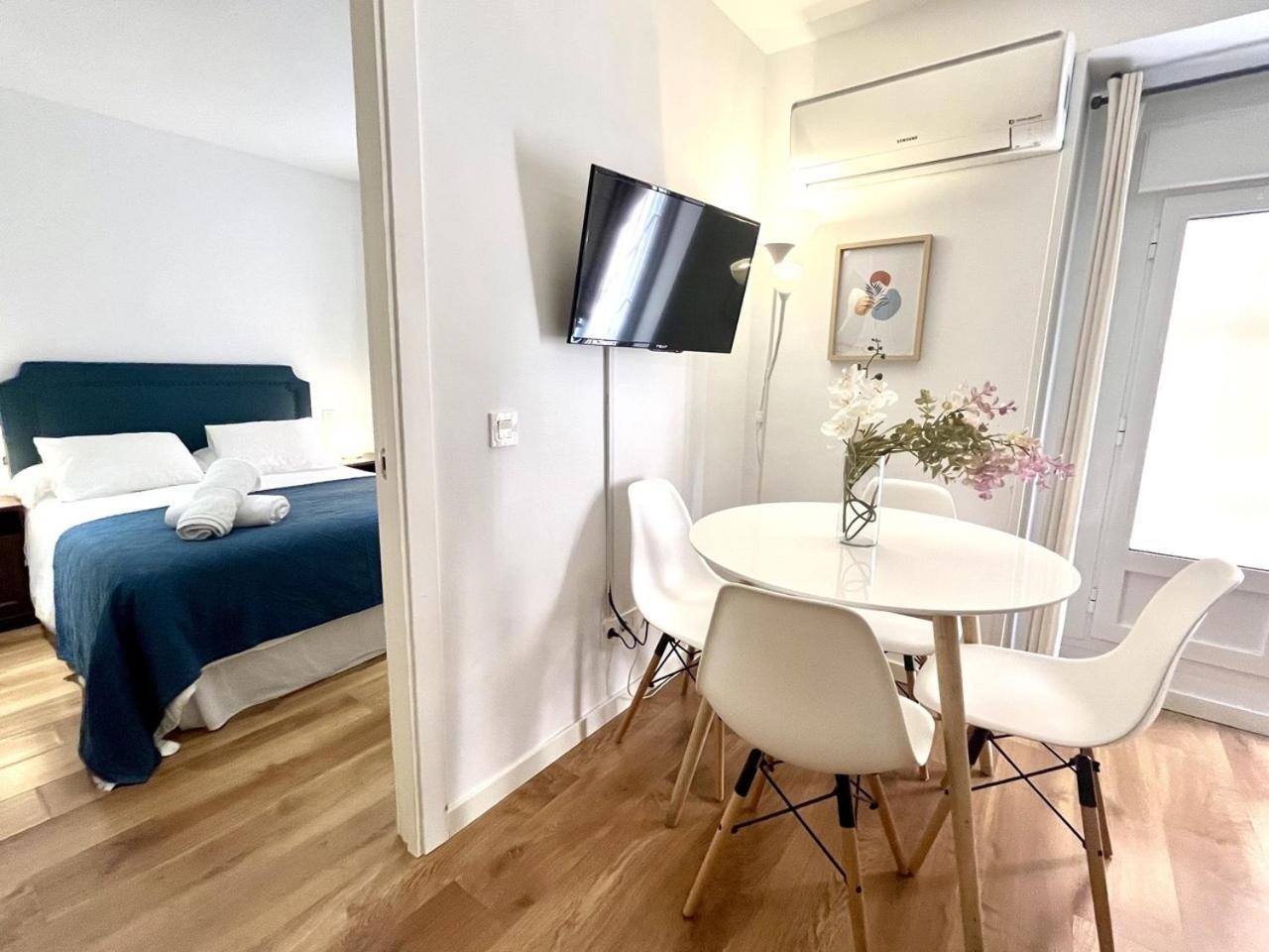 Dplace To Be - Exclusive Apartments In Historic Center Madrid Værelse billede